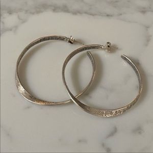 Silpada twist hoop earrings P1732